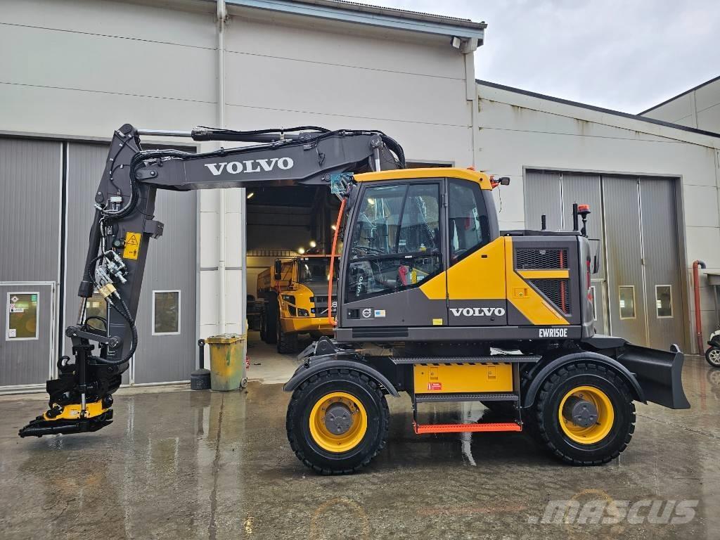 Volvo EWR150E Wheeled excavators