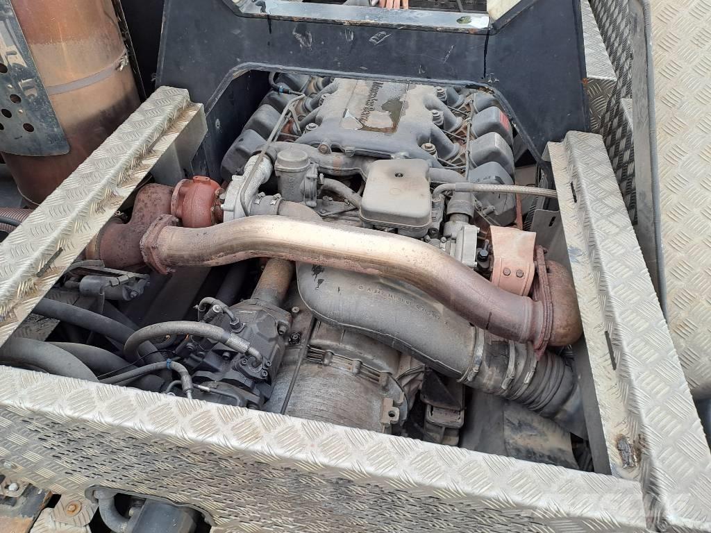 Grove GMK5220 All terrain cranes