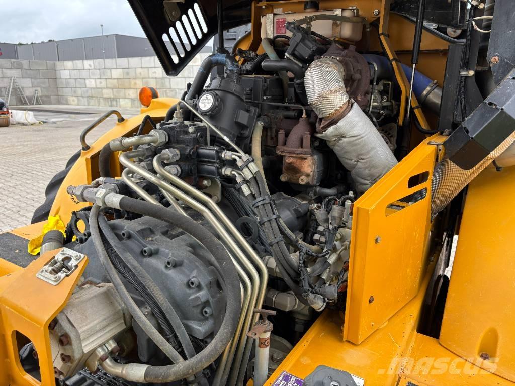 **SOLD** Hydrema 912 HM Articulated Haulers