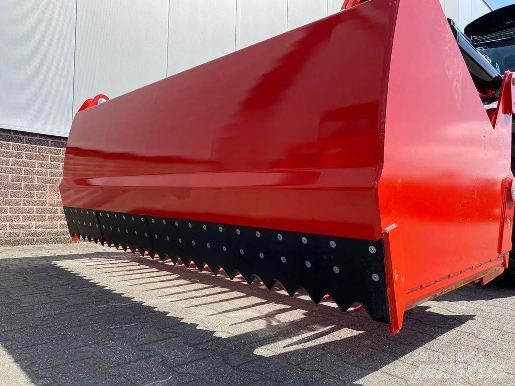 Manitou AP NP2200 Buckets