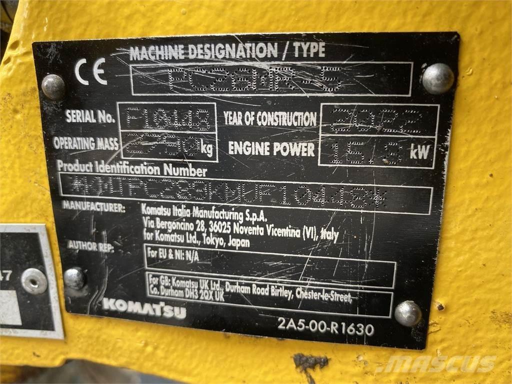 Komatsu PC26MR-5 Wheeled excavators
