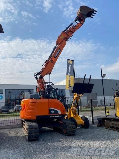 Doosan DX140LCR-5 Crawler excavators