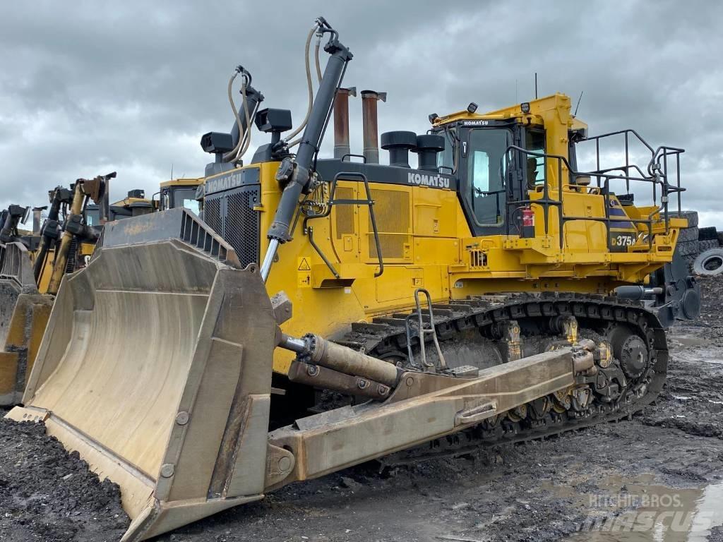 Komatsu D 375 A-8 Crawler dozers