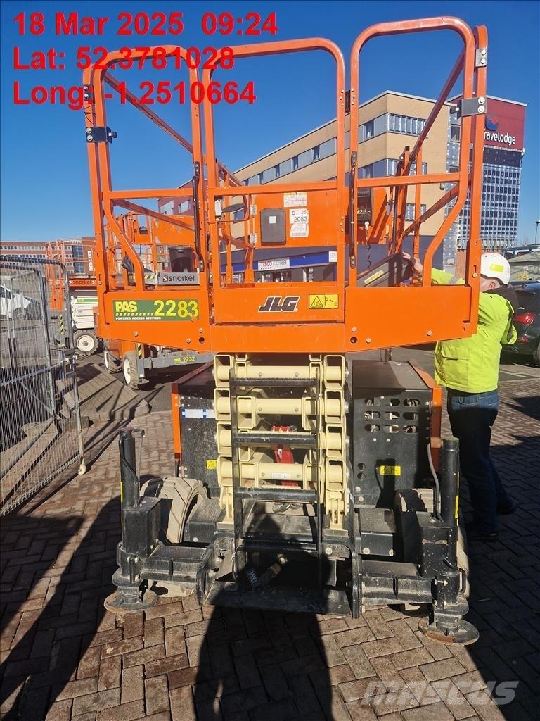 JLG ERT 4769 Scissor lifts