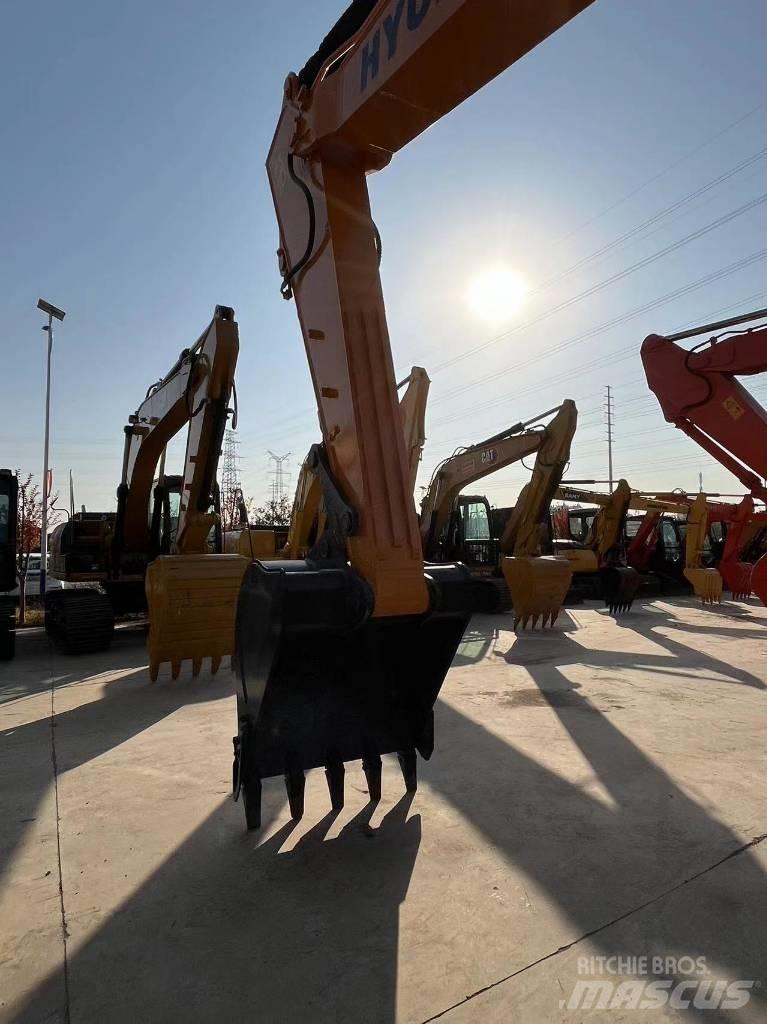 Hyundai 220-9S Mini excavators  7t - 12t