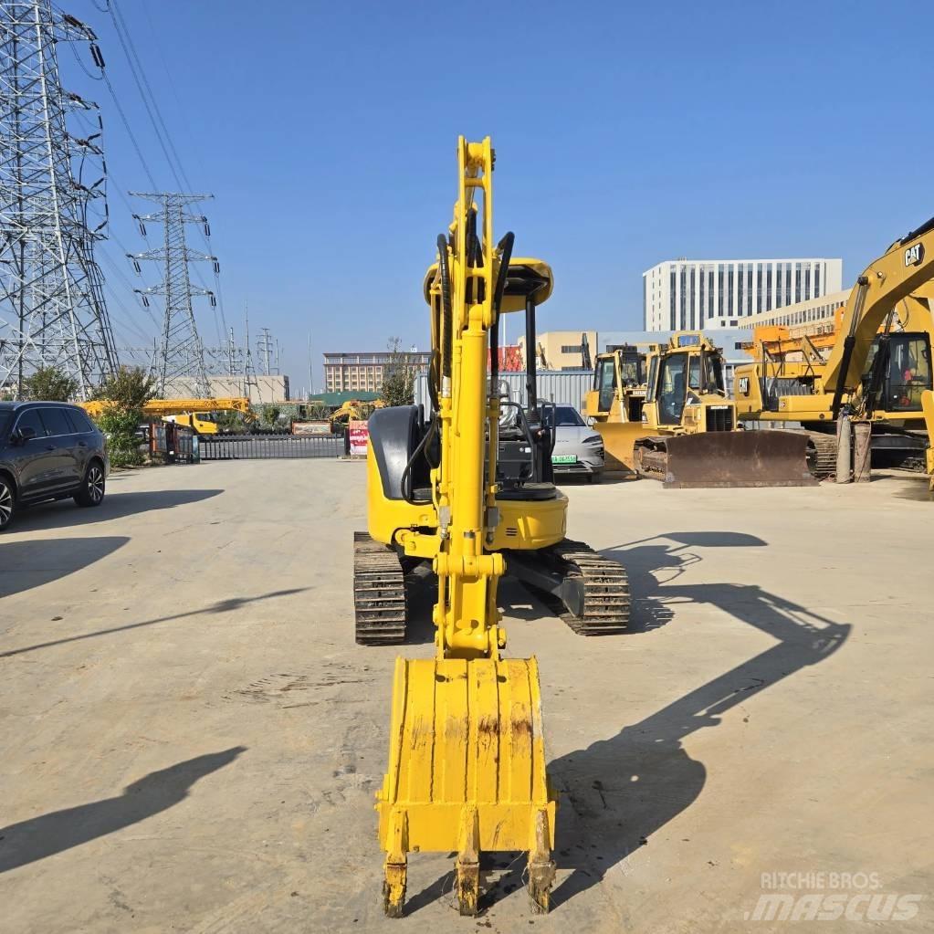 Komatsu PC 35 Mini excavators < 7t (Mini diggers)