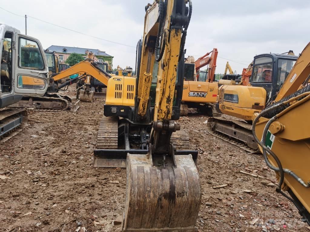 Hyundai R60 Crawler excavators
