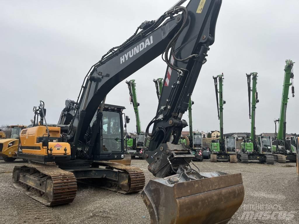 Hyundai HX 220 Crawler excavators