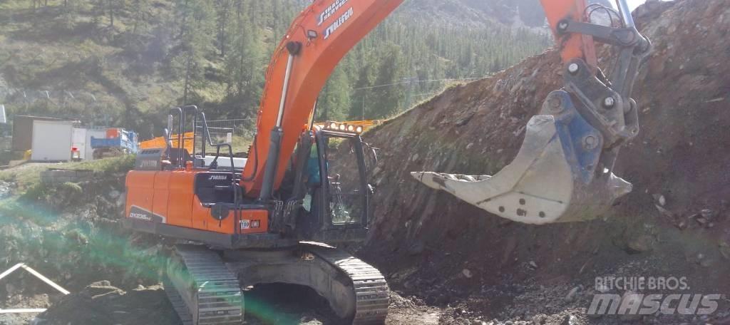 Doosan DX 235 Crawler excavators