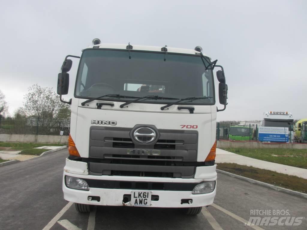 Hino 700 Truck mounted cranes