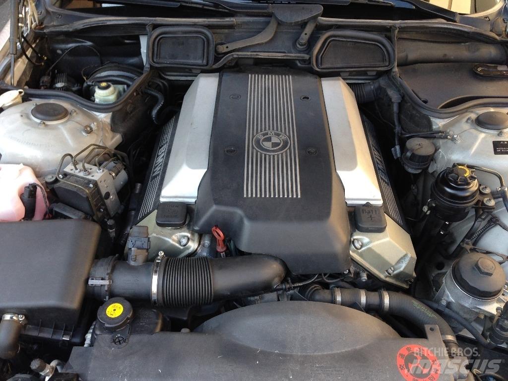 BMW GH-GG35 Cars