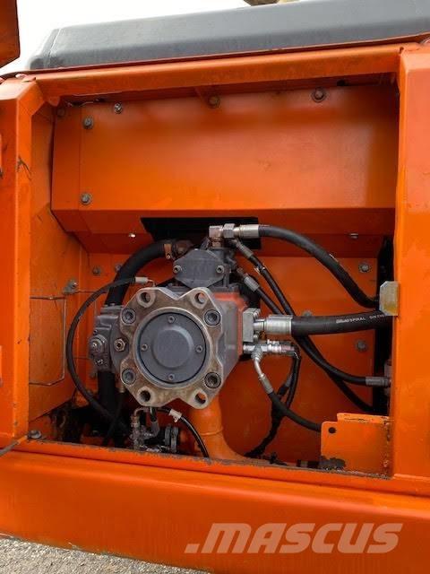 Doosan DX 225 NLC Crawler excavators