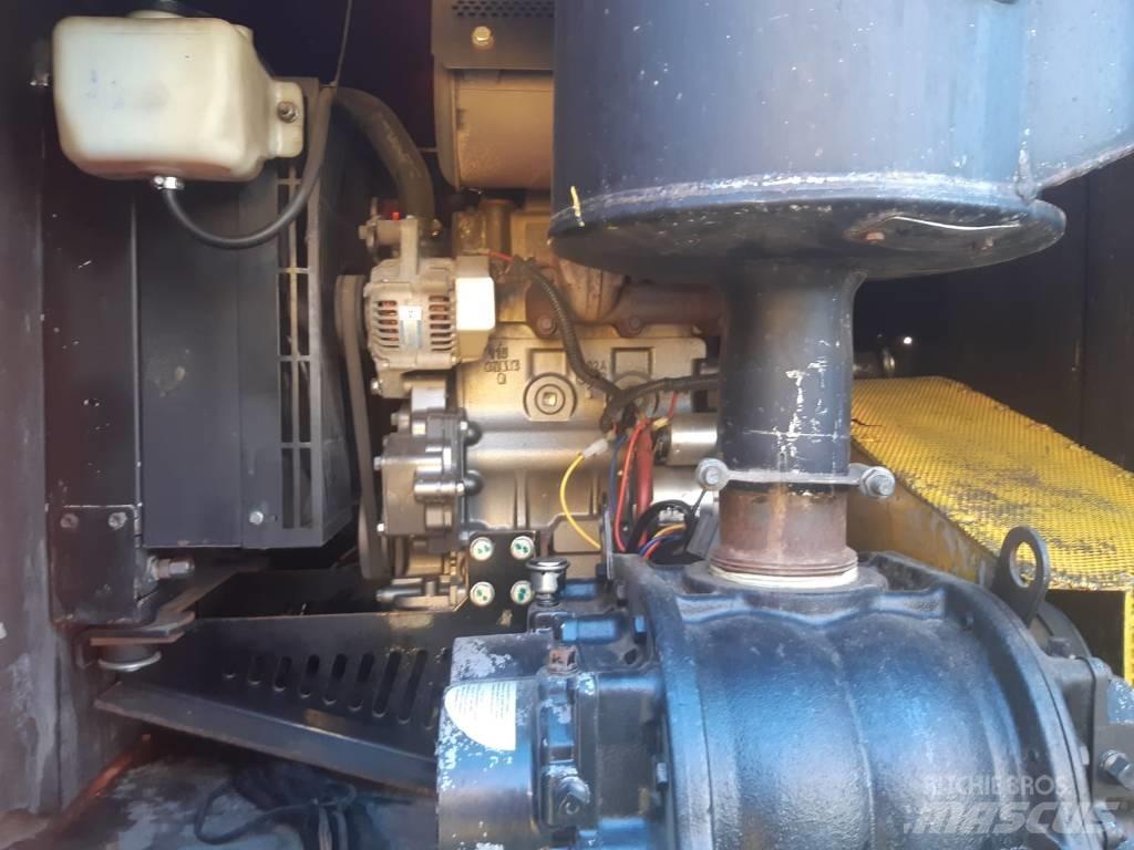 Vermeer VX30-250 Low pressure cleaner
