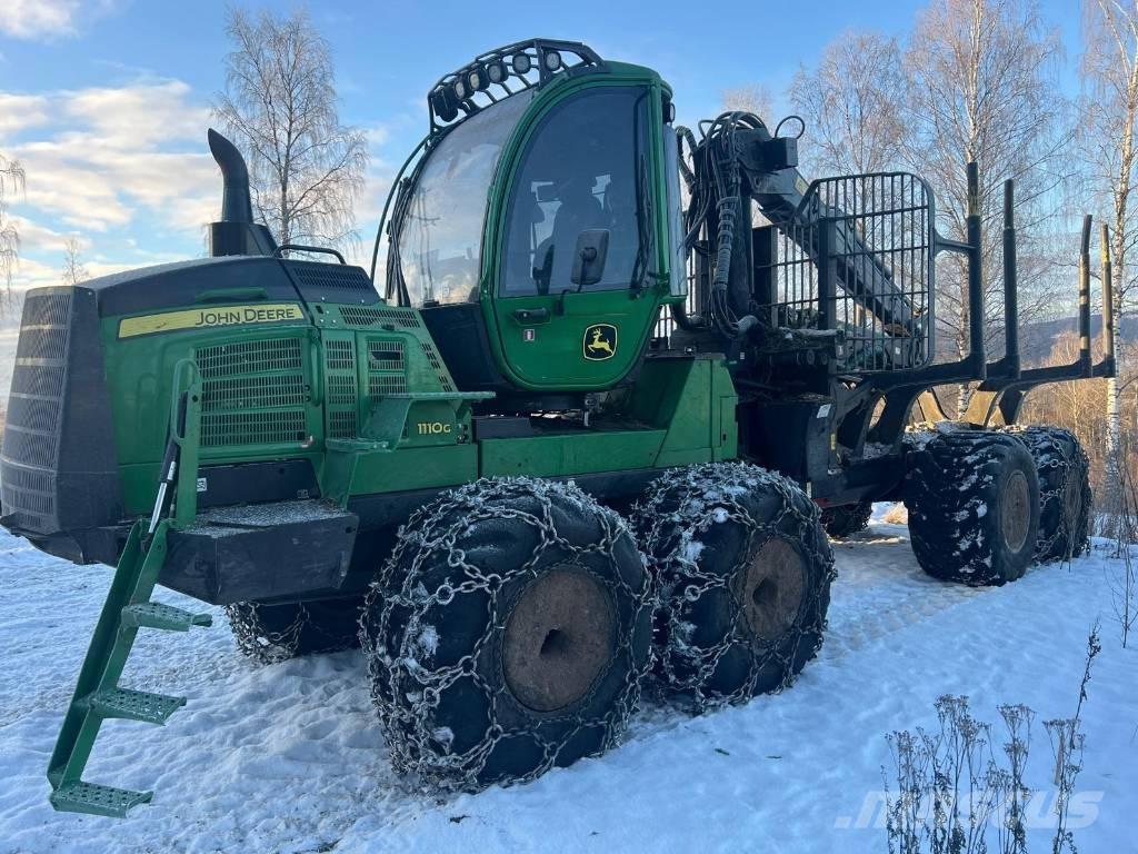 John Deere 1110 G Forwarders