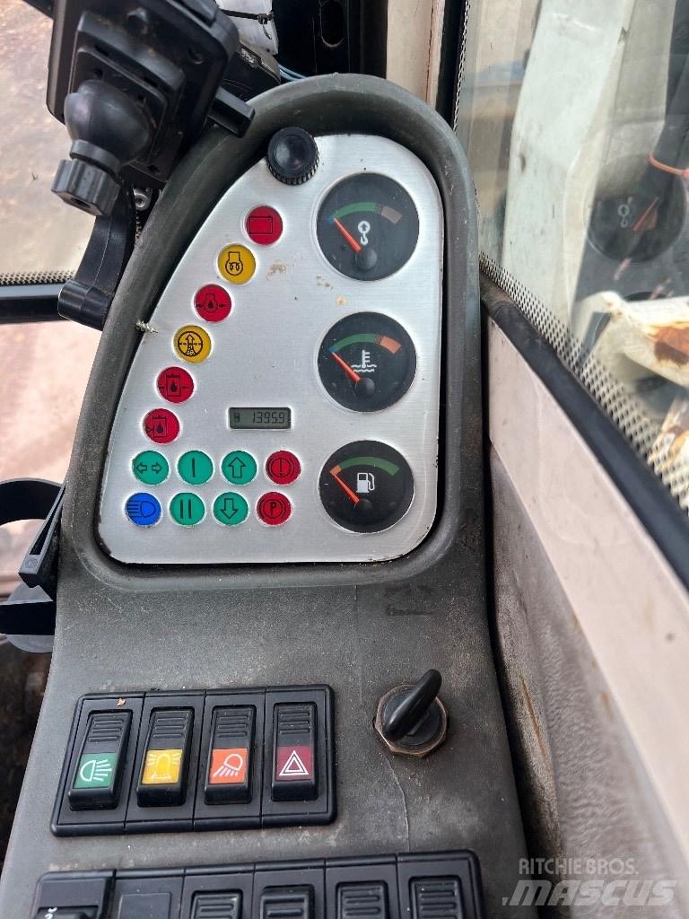 Terex Schaeff HML32 Wheeled excavators