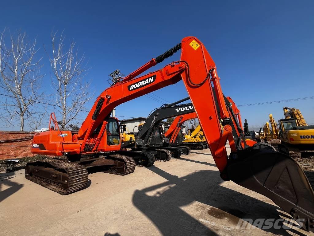 Doosan DH 225 LC-7 Crawler excavators
