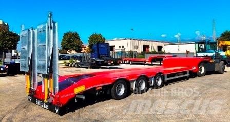 Bull Trailers Taurus Flatbed/Dropside semi-trailers