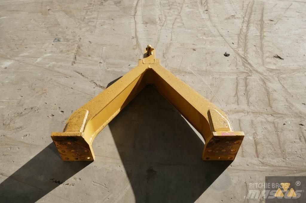 CAT D6 Drawbar Other components