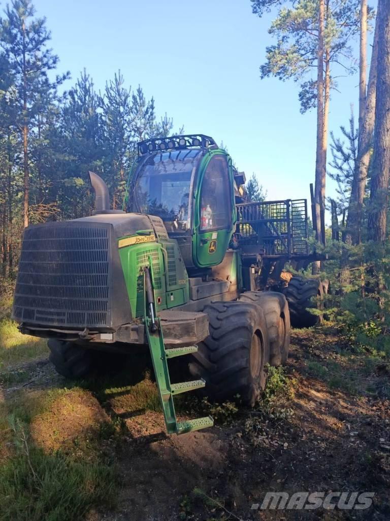 John Deere 1510 IT4 Forwarders