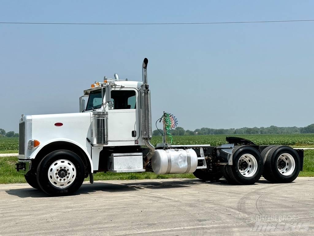 Peterbilt 379 Prime Movers