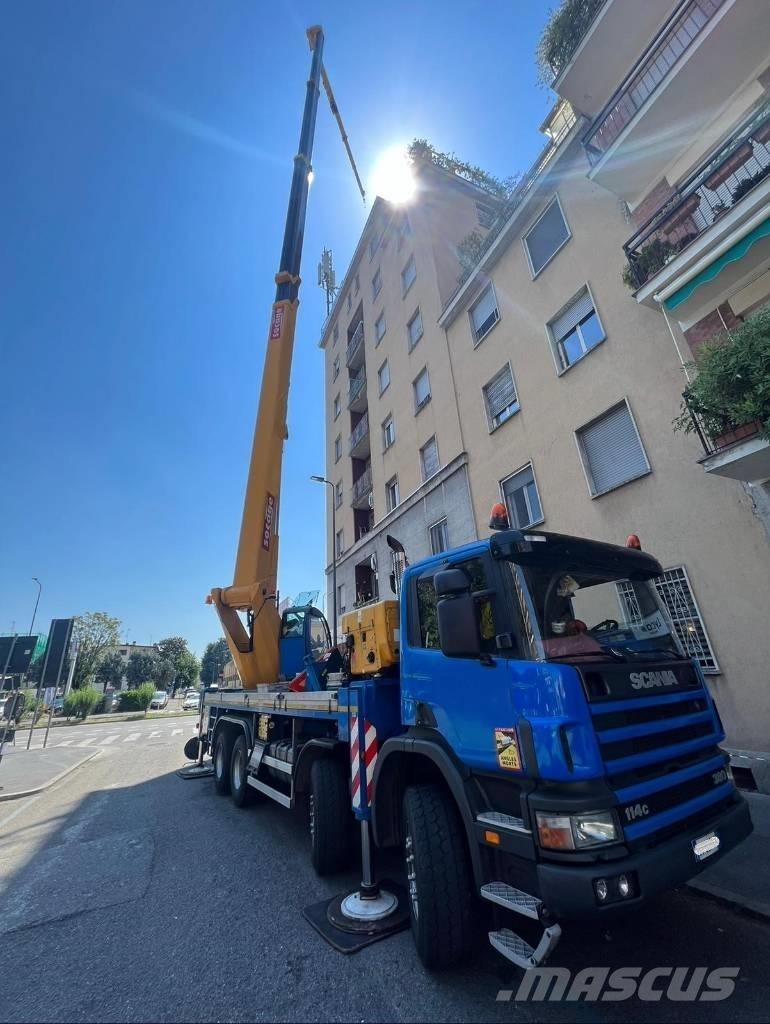Socage Sioux 65 Truck mounted platforms