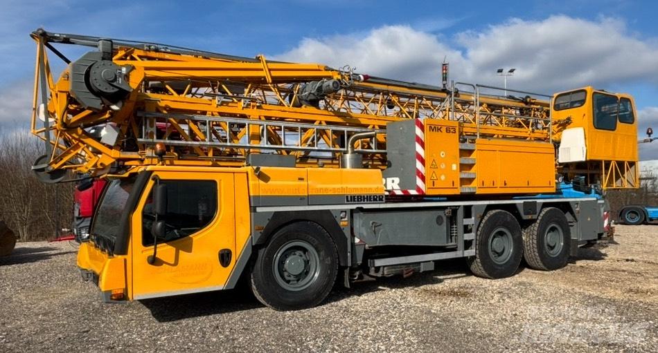  libherr MK63 Self-erecting cranes