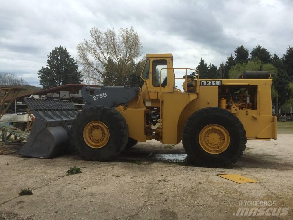 Michigan 275B Wheel loaders
