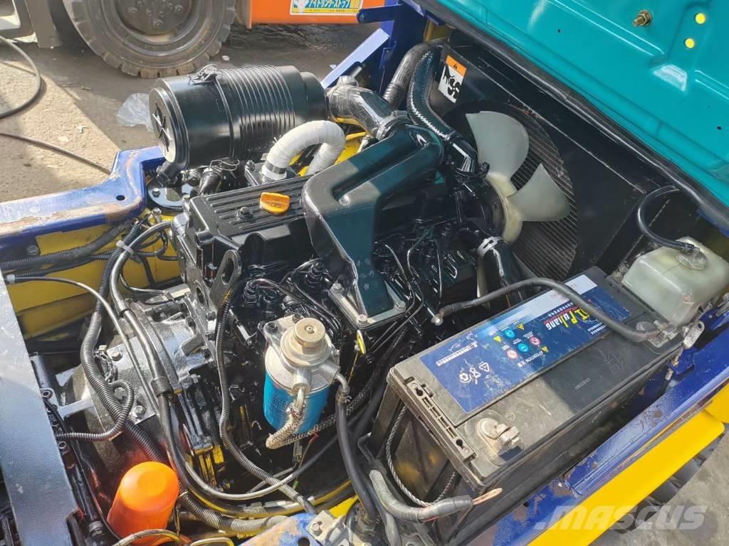 Komatsu 2.5t Diesel trucks