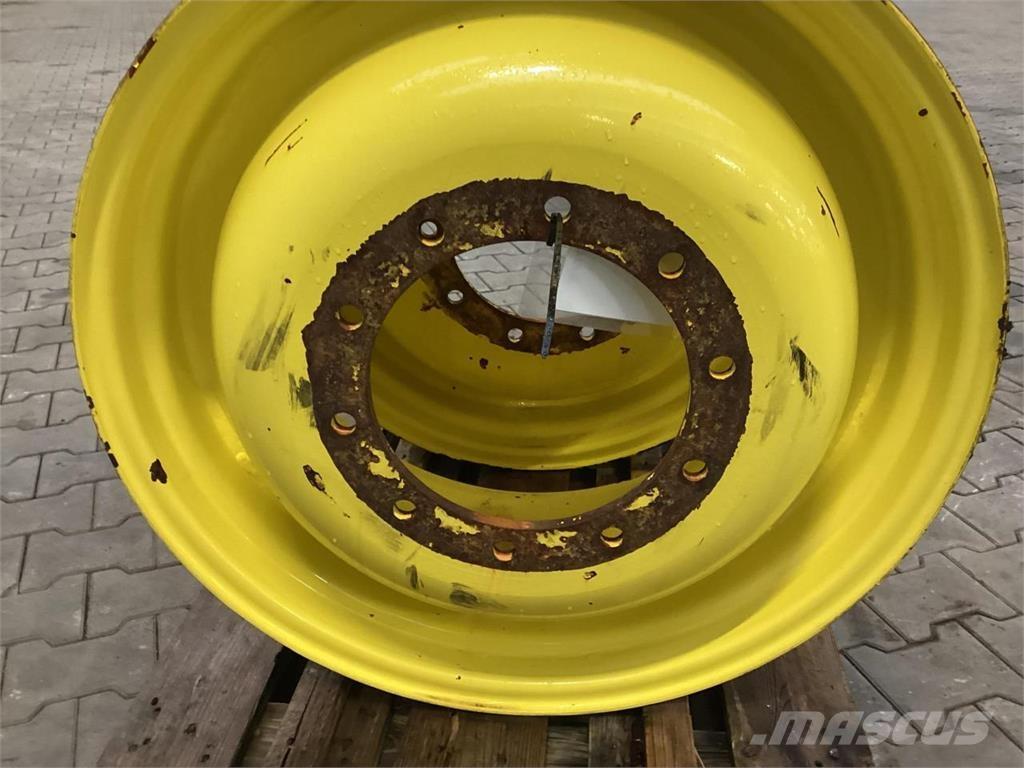 John Deere 15x30 Tyres, wheels and rims