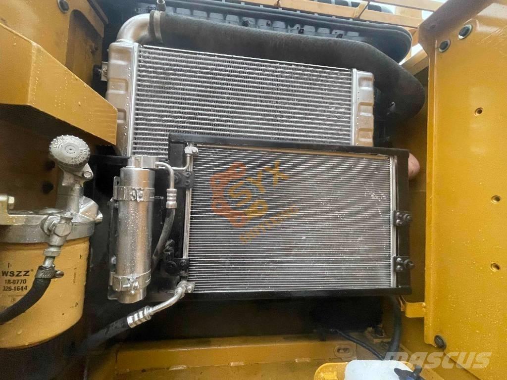 CAT CAT320 D2 Crawler excavators