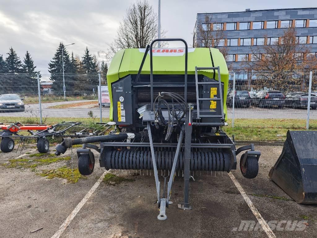 CLAAS Rollant 520 RC Round balers
