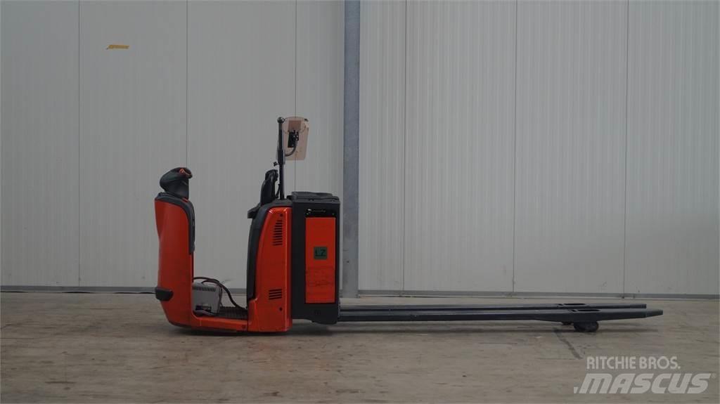 Linde N20-lang Low lift order picker