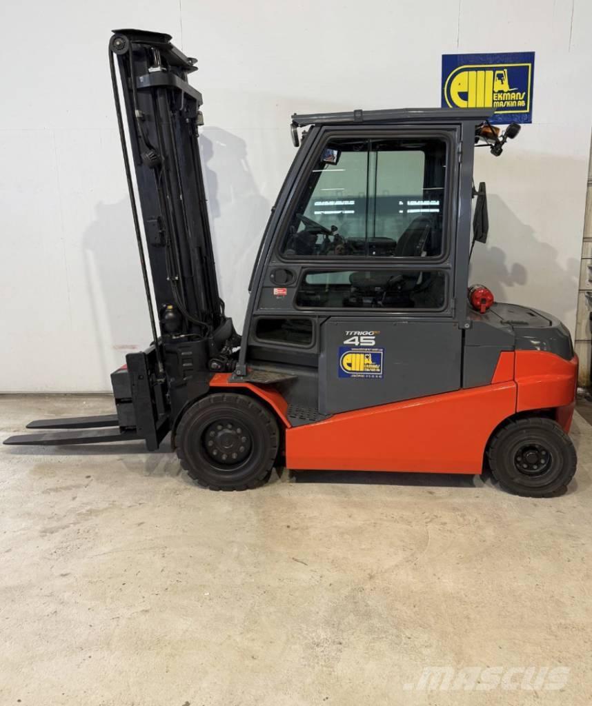 Toyota truck 8FBMT45 Electric forklift trucks
