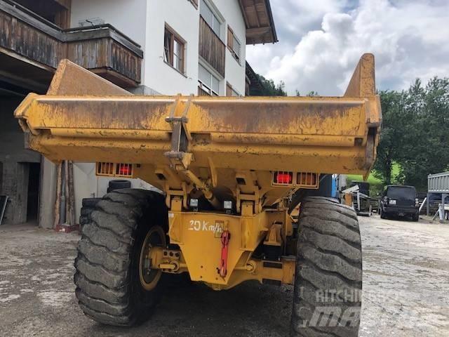 Volvo A 25 D Articulated Haulers