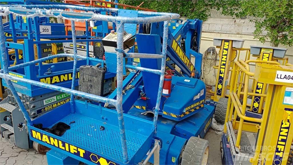 UpRight AB38 Articulated boom lifts