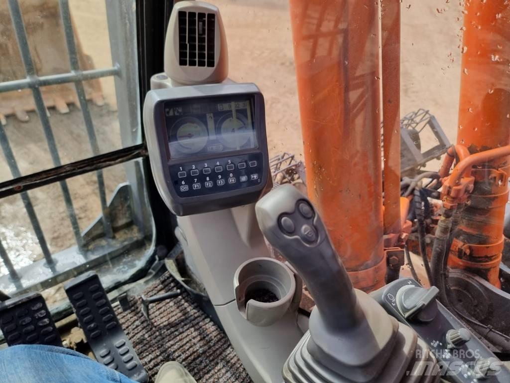 Hitachi ZX 250 LC-3 Crawler excavators