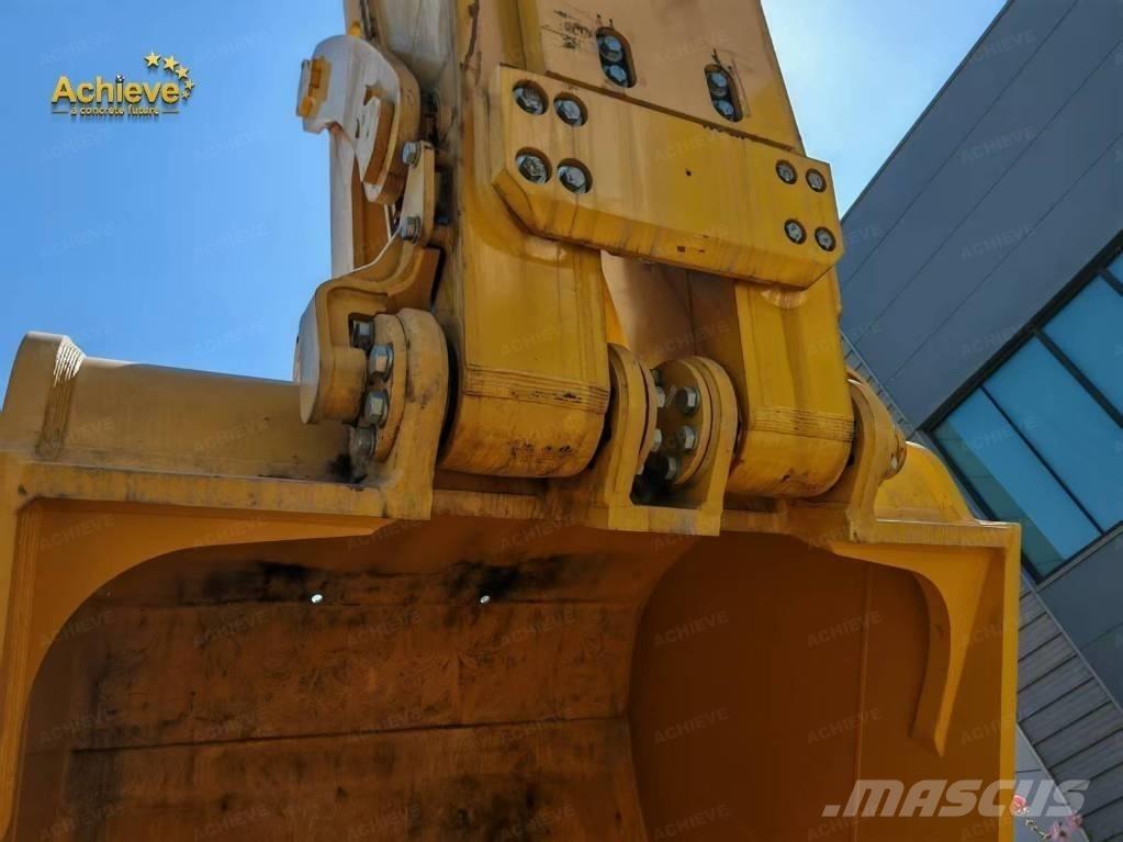 Komatsu PC 2000 Crawler excavators