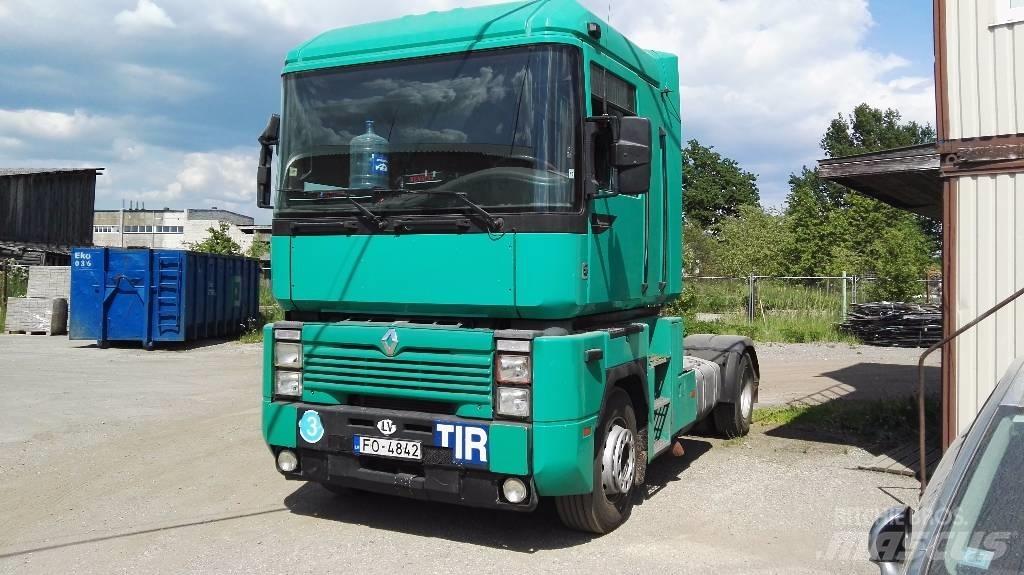 Renault MAGNUM Prime Movers