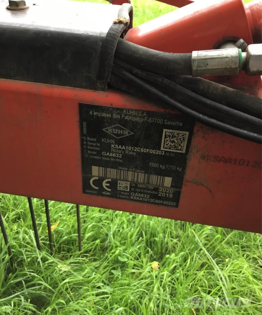 Kuhn GA 6632 Windrowers