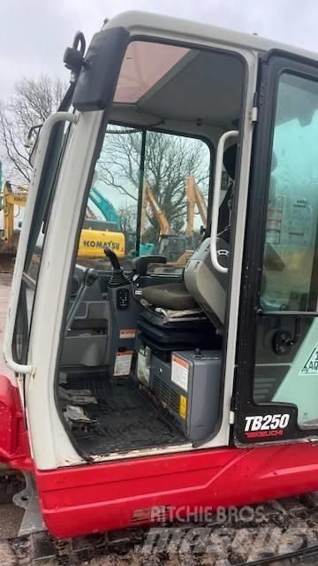 Takeuchi TB250 Mini excavators < 7t (Mini diggers)