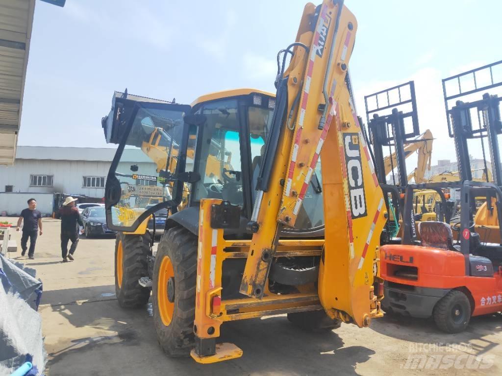 JCB 4CX Backhoe