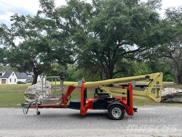 JLG T 350 Trailer mounted platforms