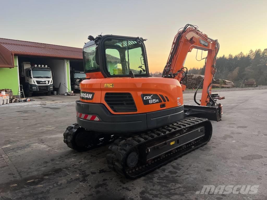 Doosan DX85R-3 Mini excavators  7t - 12t