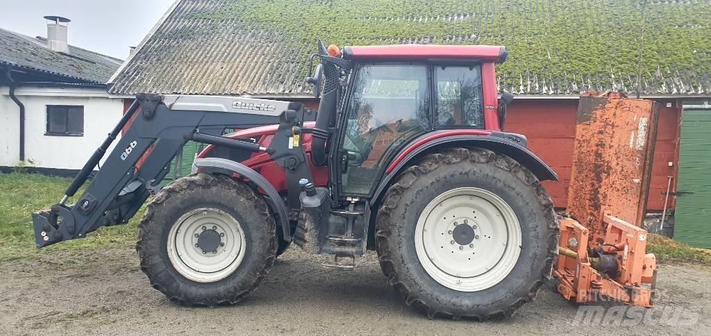Valtra N 123 H5 Tractors