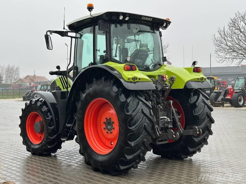 CLAAS Arion 550 Tractors