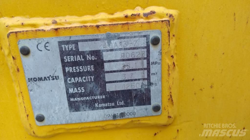 Komatsu D65PX-18 Crawler dozers