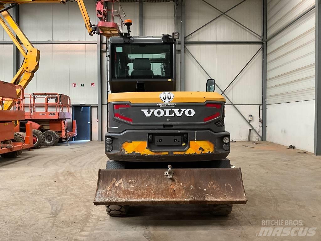 Volvo EW 60 E Wheeled excavators