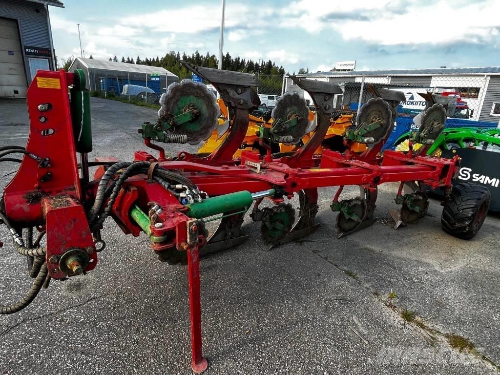 Unia Vario 4S Long Reversible ploughs