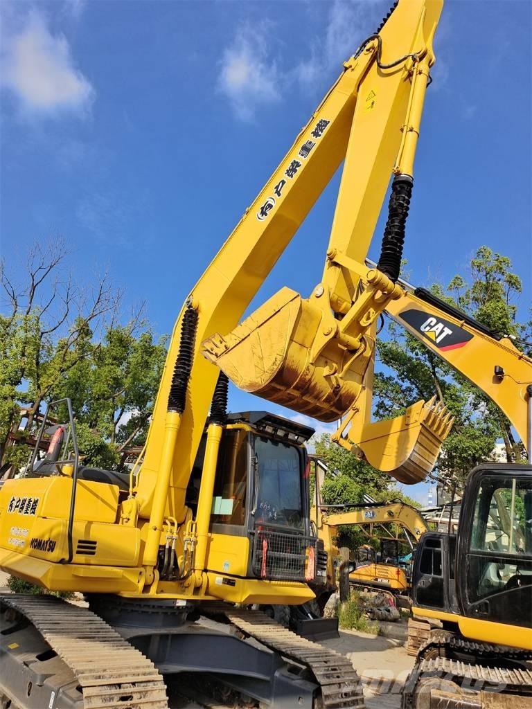Komatsu PC 220 Crawler excavators