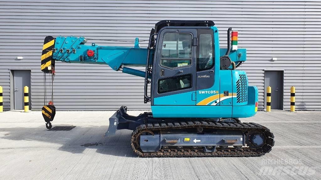 Sunward SWTC05B Track mounted cranes